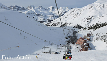 Servicio de bus entre Canfranc y Astn-Candanch 