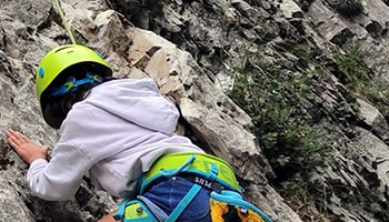 VIII Concentracin de Escaladores Barranco de los Meses